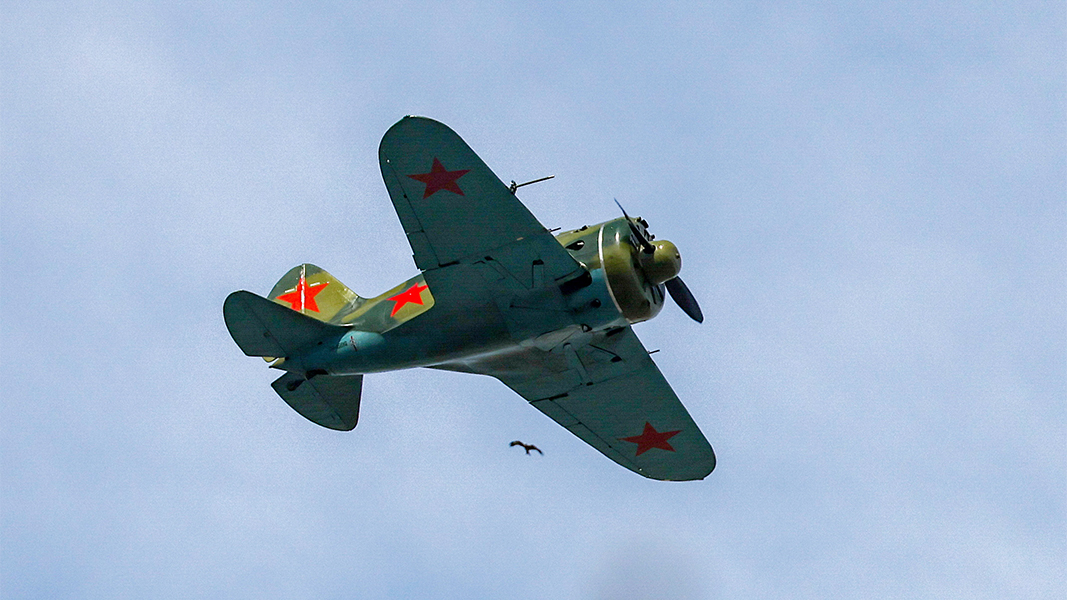 Единственный в России боевой истребитель И-16 поднялся в небо