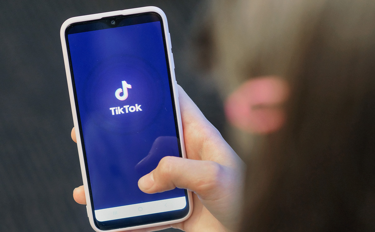 Соцсеть TikTok заработала в России на iOS